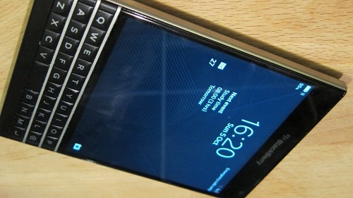 BlackBerry PassPort